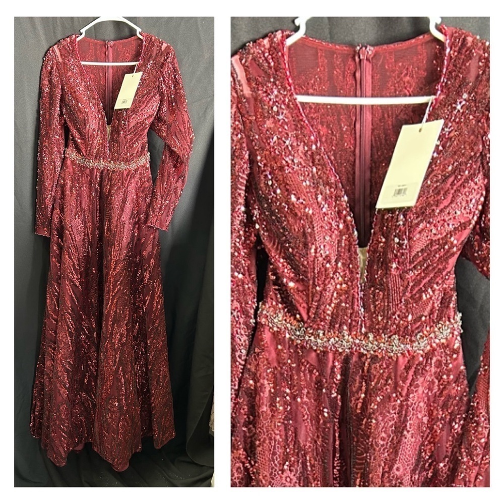 Rare 1/1 Mac Duggal 79311 NWT Burgundy Embellished Long Sleeve Plunge Neck Gown